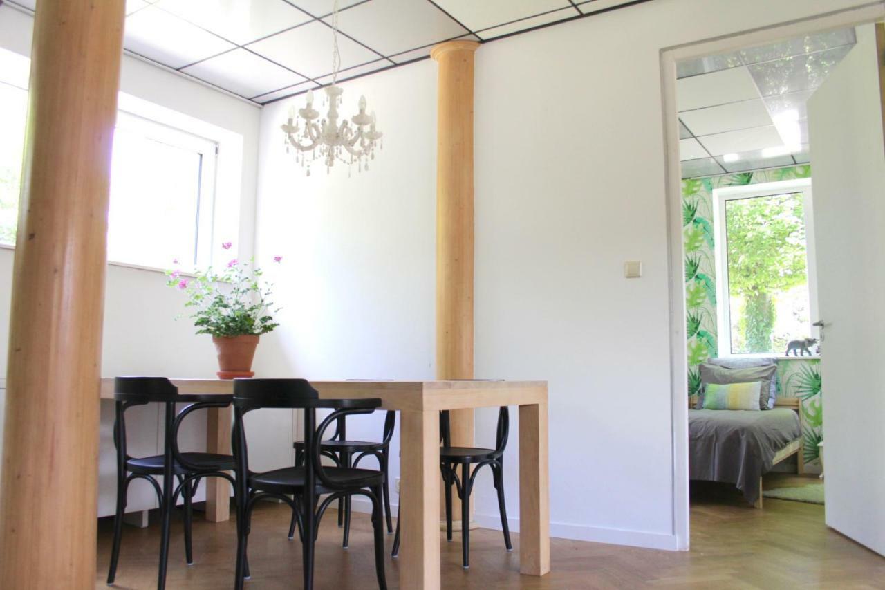 Vila De Oude Kleuterschool Zoelen Exteriér fotografie